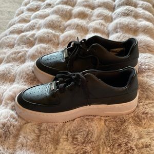 Nike Air Force 1 (AF1)!